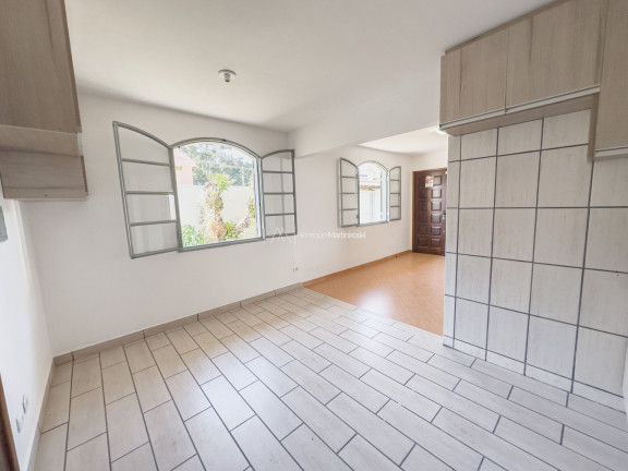 Imagem Casa com 5 Quartos à Venda, 338 m² em Orleans - Curitiba