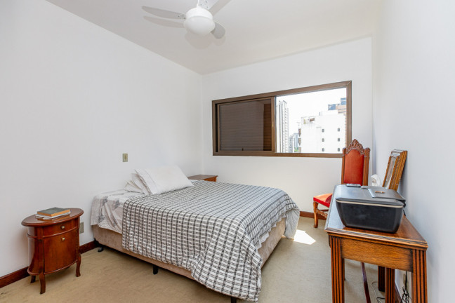Imagem Apartamento com 4 Quartos à Venda, 185 m² em Moema - São Paulo