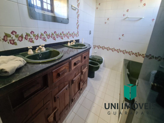 Imagem Casa com 6 Quartos à Venda, 250 m² em Setiba - Guarapari
