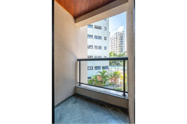 Imagem Imóvel com 4 Quartos à Venda, 178 m² em Moema - São Paulo Imagem Imóvel com 4 Quartos à Venda, 178 m² em Moema - São Paulo