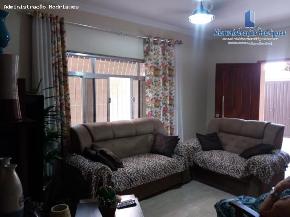 Imagem Casa com 3 Quartos à Venda, 400 m² em Gradim - São Gonçalo Imagem Casa com 3 Quartos à Venda, 400 m² em Gradim - São Gonçalo