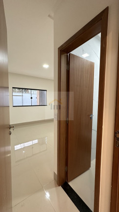 Imagem Casa com 3 Quartos à Venda, 117 m² em Setor Garavelo - Goiânia Imagem Casa com 3 Quartos à Venda, 117 m² em Setor Garavelo - Goiânia