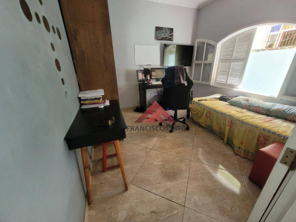 Imagem Casa com 3 Quartos à Venda, 187 m² em Trindade - São Gonçalo Imagem Casa com 3 Quartos à Venda, 187 m² em Trindade - São Gonçalo