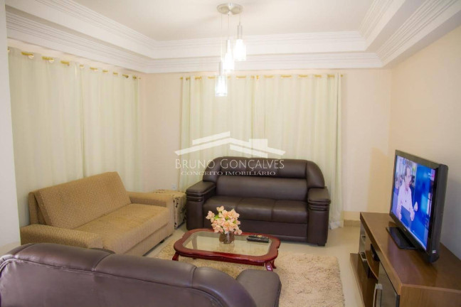 Imagem Casa com 4 Quartos à Venda, em Porto Seguro Imagem Casa com 4 Quartos à Venda, em Porto Seguro