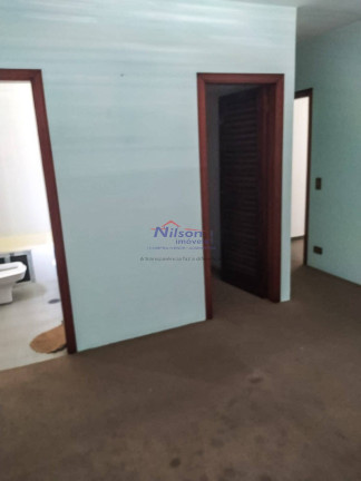 Imagem Sobrado com 5 Quartos para Alugar, 250 m² em Vila Galvão - Guarulhos