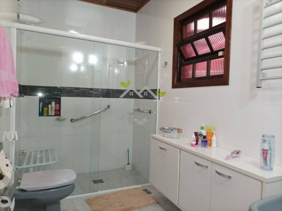Imagem Casa com 3 Quartos à Venda, 252 m² em Vila Isabela - Campos Do Jordão Imagem Casa com 3 Quartos à Venda, 252 m² em Vila Isabela - Campos Do Jordão