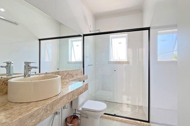 Imagem Casa com 2 Quartos à Venda, 170 m² em Hípica - Porto Alegre Imagem Casa com 2 Quartos à Venda, 170 m² em Hípica - Porto Alegre