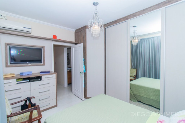 Imagem Apartamento com 2 Quartos à Venda, 75 m² em Petrópolis - Porto Alegre Imagem Apartamento com 2 Quartos à Venda, 75 m² em Petrópolis - Porto Alegre