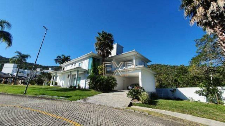 Imagem Casa com 4 Quartos à Venda, 400 m² em Córrego Grande - Florianópolis Imagem Casa com 4 Quartos à Venda, 400 m² em Córrego Grande - Florianópolis