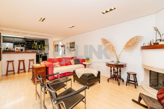 Imagem Apartamento com 3 Quartos à Venda, 114 m² em Higienópolis - Porto Alegre Imagem Apartamento com 3 Quartos à Venda, 114 m² em Higienópolis - Porto Alegre