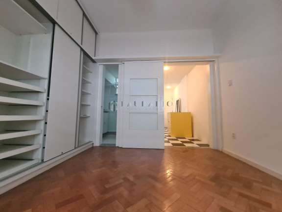 Imagem Apartamento com 1 Quarto à Venda, 36 m² em Copacabana - Rio De Janeiro Imagem Apartamento com 1 Quarto à Venda, 36 m² em Copacabana - Rio De Janeiro