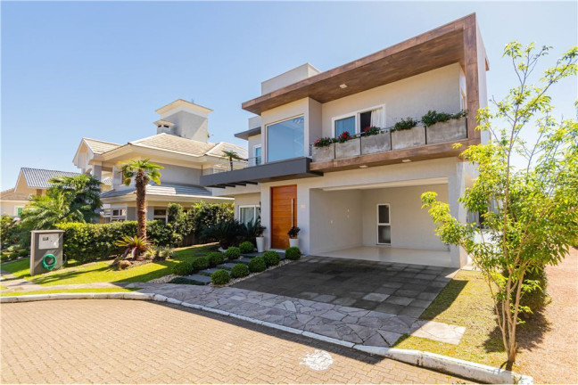 Imagem Casa com 3 Quartos à Venda, em Marechal Rondon - Canoas Imagem Casa com 3 Quartos à Venda, em Marechal Rondon - Canoas