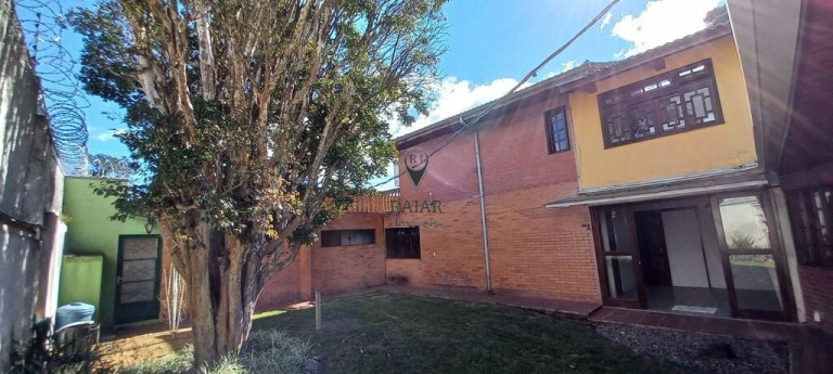 Imagem Casa com 5 Quartos à Venda,  em Rebouças - Curitiba