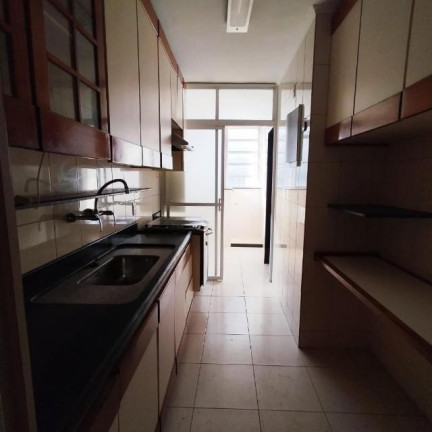 Imagem Imóvel com 4 Quartos à Venda, 200 m² em Icaraí - Niterói Imagem Imóvel com 4 Quartos à Venda, 200 m² em Icaraí - Niterói