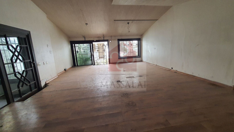 Imagem Casa com 3 Quartos à Venda, 356 m² em Petrópolis - Porto Alegre Imagem Casa com 3 Quartos à Venda, 356 m² em Petrópolis - Porto Alegre