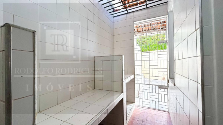 Imagem Casa com 3 Quartos à Venda, 210 m² em álvaro Weyne - Fortaleza