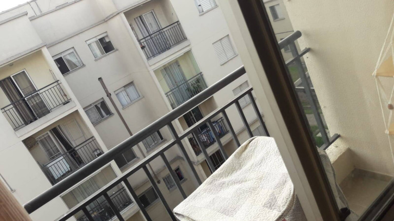 Imagem Apartamento com 3 Quartos à Venda, 55 m² em Parque Roseira - Carapicuíba