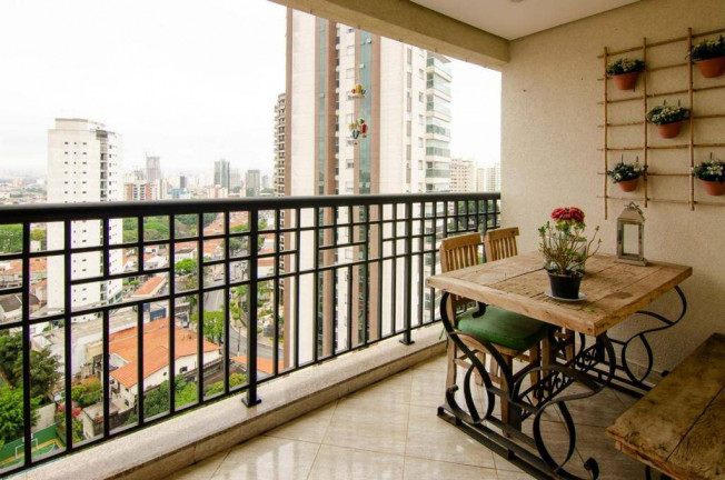 Imagem Apartamento com 3 Quartos à Venda, 142 m² em São Paulo