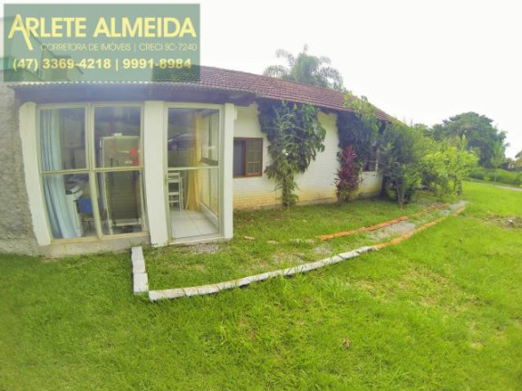 Imagem Casa com 7 Quartos à Venda, 959 m² em Centro - Porto Belo Imagem Casa com 7 Quartos à Venda, 959 m² em Centro - Porto Belo