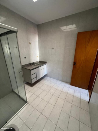 Imagem Casa com 3 Quartos à Venda, 200 m² em Rudge Ramos - São Bernardo Do Campo Imagem Casa com 3 Quartos à Venda, 200 m² em Rudge Ramos - São Bernardo Do Campo