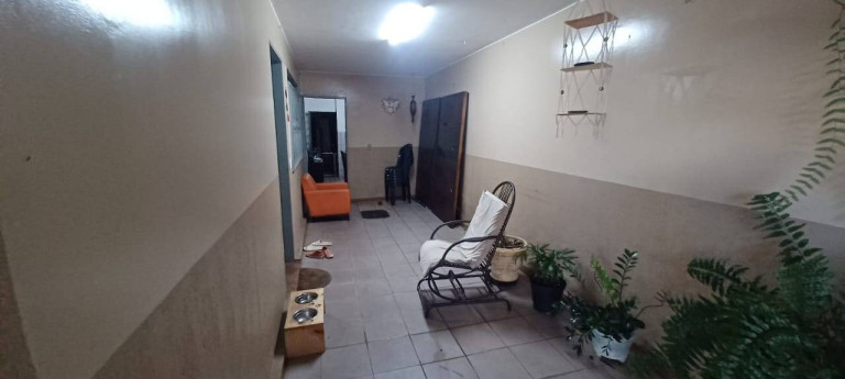 Imagem Casa com 6 Quartos à Venda, em Guará Ii - Brasília Imagem Casa com 6 Quartos à Venda, em Guará Ii - Brasília