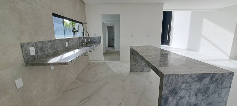 Imagem Casa com 4 Quartos à Venda, 340 m² em Vila De Abrantes (abrantes) - Camaçari