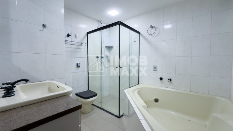 Imagem Apartamento com 3 Quartos à Venda, 120 m² em Asa Sul - Brasília Imagem Apartamento com 3 Quartos à Venda, 120 m² em Asa Sul - Brasília