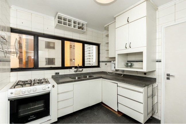 Imagem Apartamento com 3 Quartos à Venda, 97 m² em Moema - São Paulo