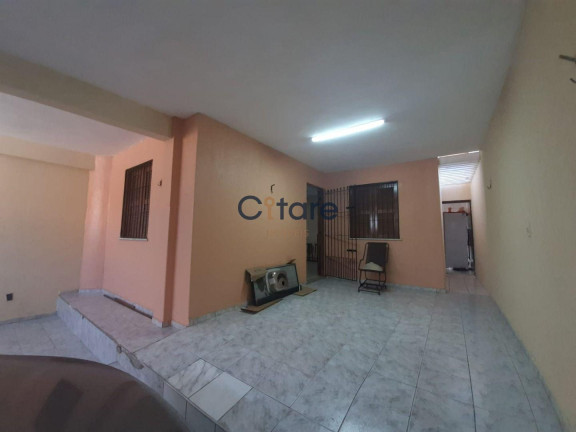 Imagem Casa com 4 Quartos à Venda, 157 m² em Serrinha - Fortaleza Imagem Casa com 4 Quartos à Venda, 157 m² em Serrinha - Fortaleza