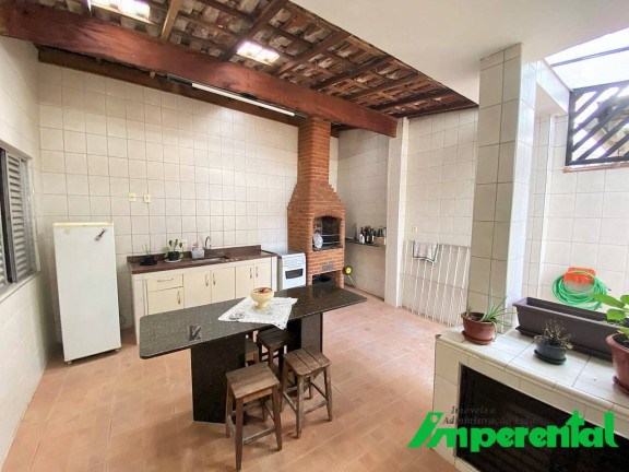Imagem Casa com 3 Quartos à Venda, 185 m² em Encruzilhada - Santos