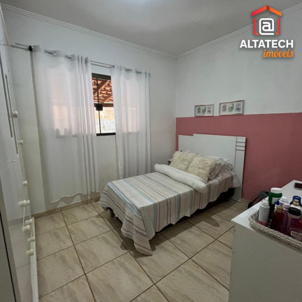 Imagem Imóvel com 4 Quartos à Venda, 246 m² em Centro - Bandeira Do Sul Imagem Imóvel com 4 Quartos à Venda, 246 m² em Centro - Bandeira Do Sul
