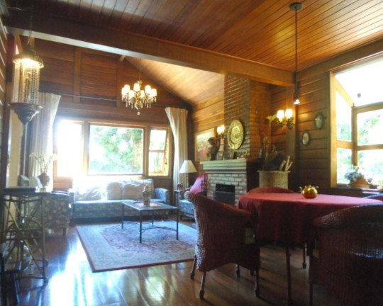 Imagem Casa com 4 Quartos à Venda, 282 m² em Carlos Guinle - Teresópolis Imagem Casa com 4 Quartos à Venda, 282 m² em Carlos Guinle - Teresópolis