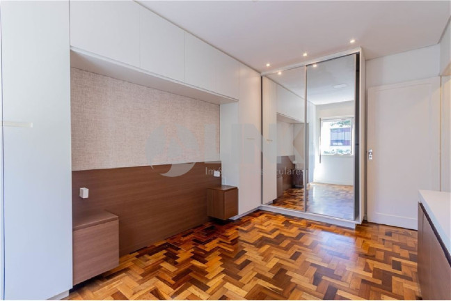 Imagem Apartamento com 1 Quarto à Venda, 42 m² em Menino Deus - Porto Alegre