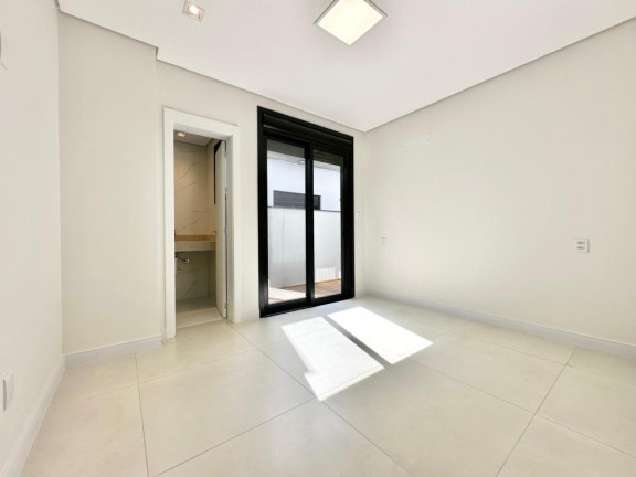 Imagem Casa com 4 Quartos à Venda, 168 m² em Xangri-la - Capao Da Canoa Imagem Casa com 4 Quartos à Venda, 168 m² em Xangri-la - Capao Da Canoa