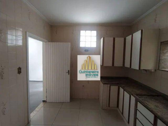 Imagem Sobrado com 3 Quartos à Venda, 130 m² em Macedo - Guarulhos Imagem Sobrado com 3 Quartos à Venda, 130 m² em Macedo - Guarulhos
