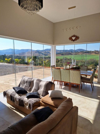 Imagem Chácara com 3 Quartos à Venda, 20.000 m² em São João Da Boa Vista Imagem Chácara com 3 Quartos à Venda, 20.000 m² em São João Da Boa Vista