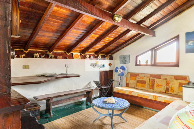 Imagem Casa com 4 Quartos à Venda, 150 m² em Maresias - São Sebastião Imagem Casa com 4 Quartos à Venda, 150 m² em Maresias - São Sebastião