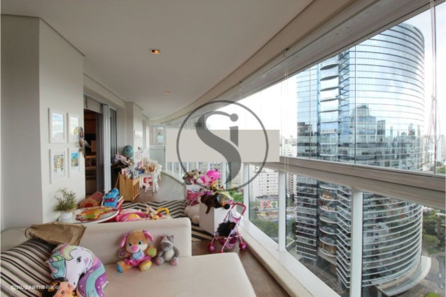 Imagem Apartamento com 3 Quartos à Venda, 201 m² em Itaim Bibi - São Paulo