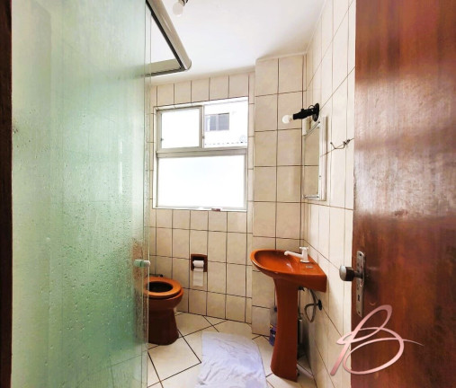 Imagem Apartamento com 2 Quartos à Venda,  em Centro - Balneário Camboriú