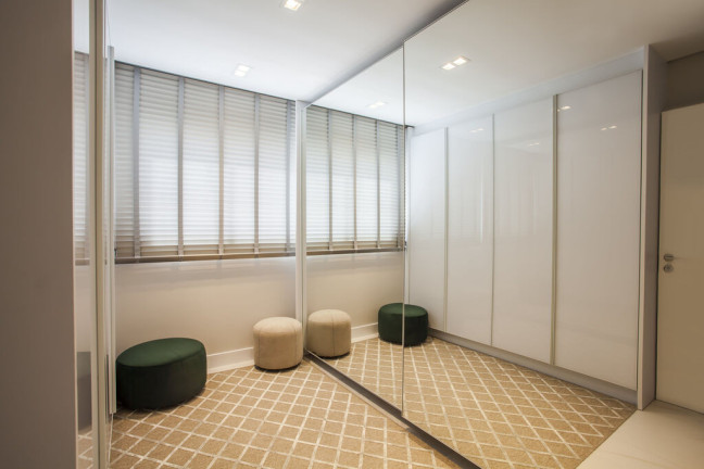 Imagem Apartamento com 4 Quartos à Venda, 167 m² em Centro - Balneario Camboriu Imagem Apartamento com 4 Quartos à Venda, 167 m² em Centro - Balneario Camboriu