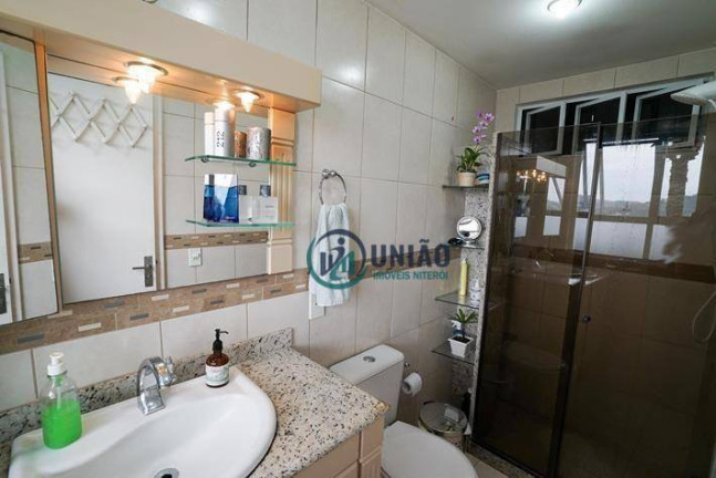 Imagem Casa com 4 Quartos à Venda, 419 m² em Maria Paula - Niterói