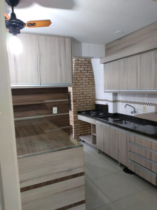 Imagem Sobrado com 4 Quartos à Venda, 90 m² em Humaitá - Porto Alegre