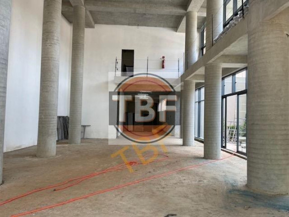 Imóvel Comercial à Venda, 897 m² em Vila Ipojuca - São Paulo