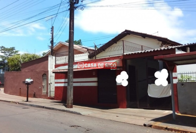 Imagem Casa com 3 Quartos à Venda, 187 m² em Aquilles Sthengel - Londrina Imagem Casa com 3 Quartos à Venda, 187 m² em Aquilles Sthengel - Londrina