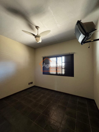 Imagem Casa com 3 Quartos à Venda, 190 m² em Parque Do Estado Ii - Mogi Mirim Imagem Casa com 3 Quartos à Venda, 190 m² em Parque Do Estado Ii - Mogi Mirim