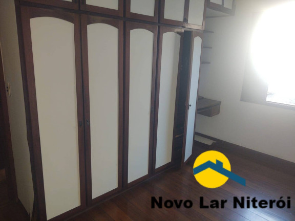 Imagem Casa com 3 Quartos à Venda, 250 m² em Centro - São Gonçalo Imagem Casa com 3 Quartos à Venda, 250 m² em Centro - São Gonçalo