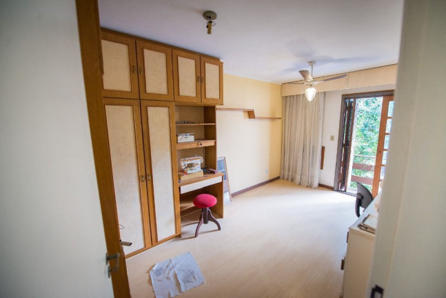 Imagem Casa com 4 Quartos à Venda, 272 m² em Rio Branco - Porto Alegre Imagem Casa com 4 Quartos à Venda, 272 m² em Rio Branco - Porto Alegre