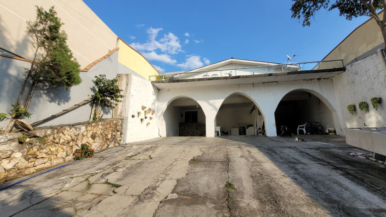 Imagem Casa com 4 Quartos à Venda, em Portão - Curitiba Imagem Casa com 4 Quartos à Venda, em Portão - Curitiba