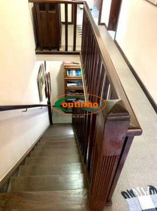 Imagem Casa com 4 Quartos à Venda, 298 m² em Tijuca - Rio De Janeiro Imagem Casa com 4 Quartos à Venda, 298 m² em Tijuca - Rio De Janeiro