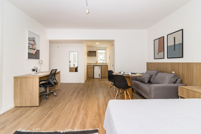 Imagem Imóvel com 1 Quarto à Venda, 34 m² em Centro Histórico - Porto Alegre Imagem Imóvel com 1 Quarto à Venda, 34 m² em Centro Histórico - Porto Alegre